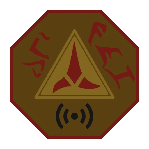 Vorderseite des achteckigen, bronzegoldenen Datensteins DnF02 mit Klingonisch-Signet und NFC-Symbol.